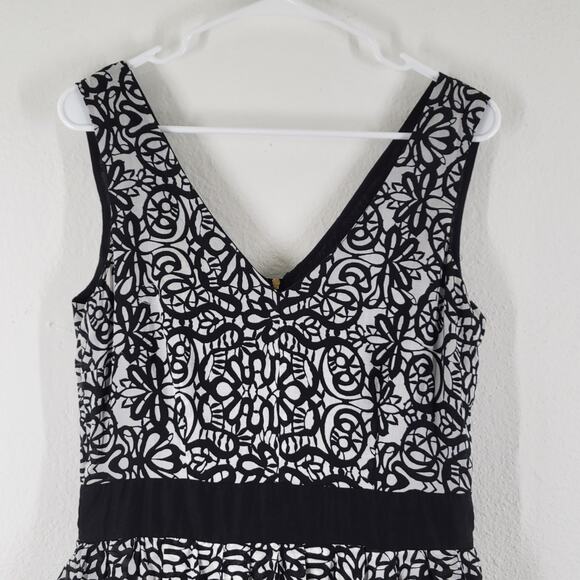 TAYLOR Womens Dress Sz 12 Abstract Floral Black White A Line Cotton Fir Flare - Picture 2 of 12